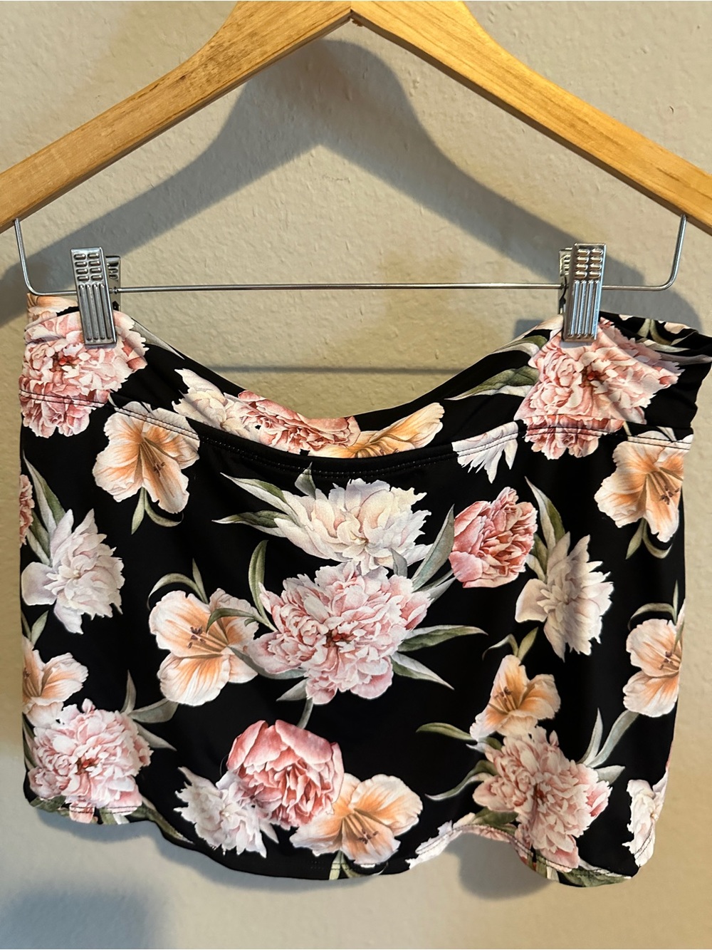 Alex Marie Estilo Floral Black Swim Skirt and Tankini Top Set - Picture 5 of 7